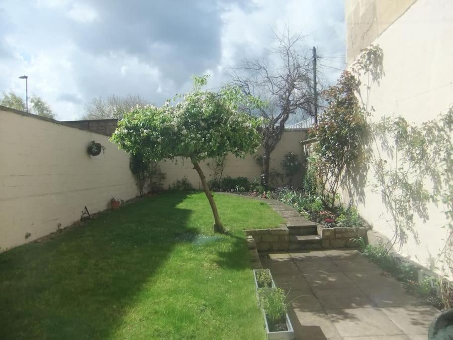Garden Maisonette In Bath City Centre Bagian luar foto